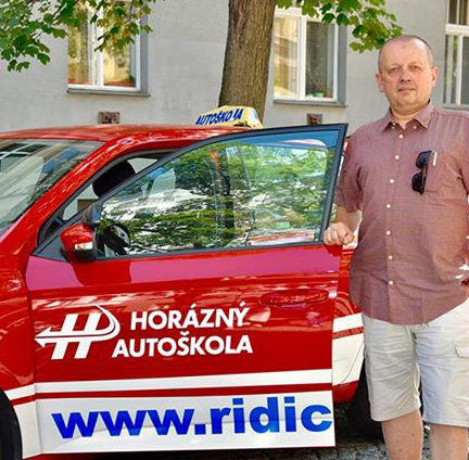 Ondřej Horázný: Žádáme dřívější otevření autoškol!